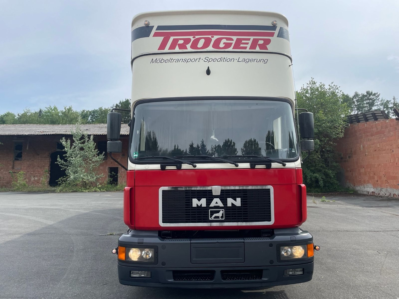 MAN 18.264 M40 Wohnmobil/4xBett/AC/Standheizung/EU2 - קרוואן: תמונה 2 MAN 18.264 M40 Wohnmobil/4xBett/AC/Standheizung/EU2 - קרוואן: תמונה 2