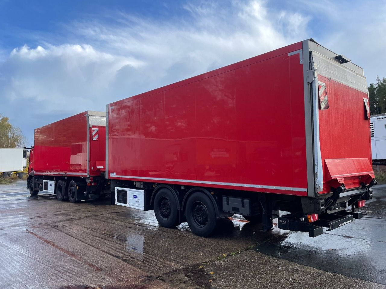 Mercedes-Benz Actros 2543 6x2 Kühlkoffer/CARRIER/KERSCHER/EU6d - משאית קירור: תמונה 4 Mercedes-Benz Actros 2543 6x2 Kühlkoffer/CARRIER/KERSCHER/EU6d - משאית קירור: תמונה 4