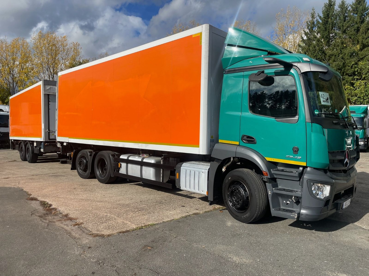 Mercedes-Benz Actros 2543 6x2 Kühlkoffer/CARRIER/NLA/LBW/ACEU6 - משאית קירור: תמונה 1 Mercedes-Benz Actros 2543 6x2 Kühlkoffer/CARRIER/NLA/LBW/ACEU6 - משאית קירור: תמונה 1