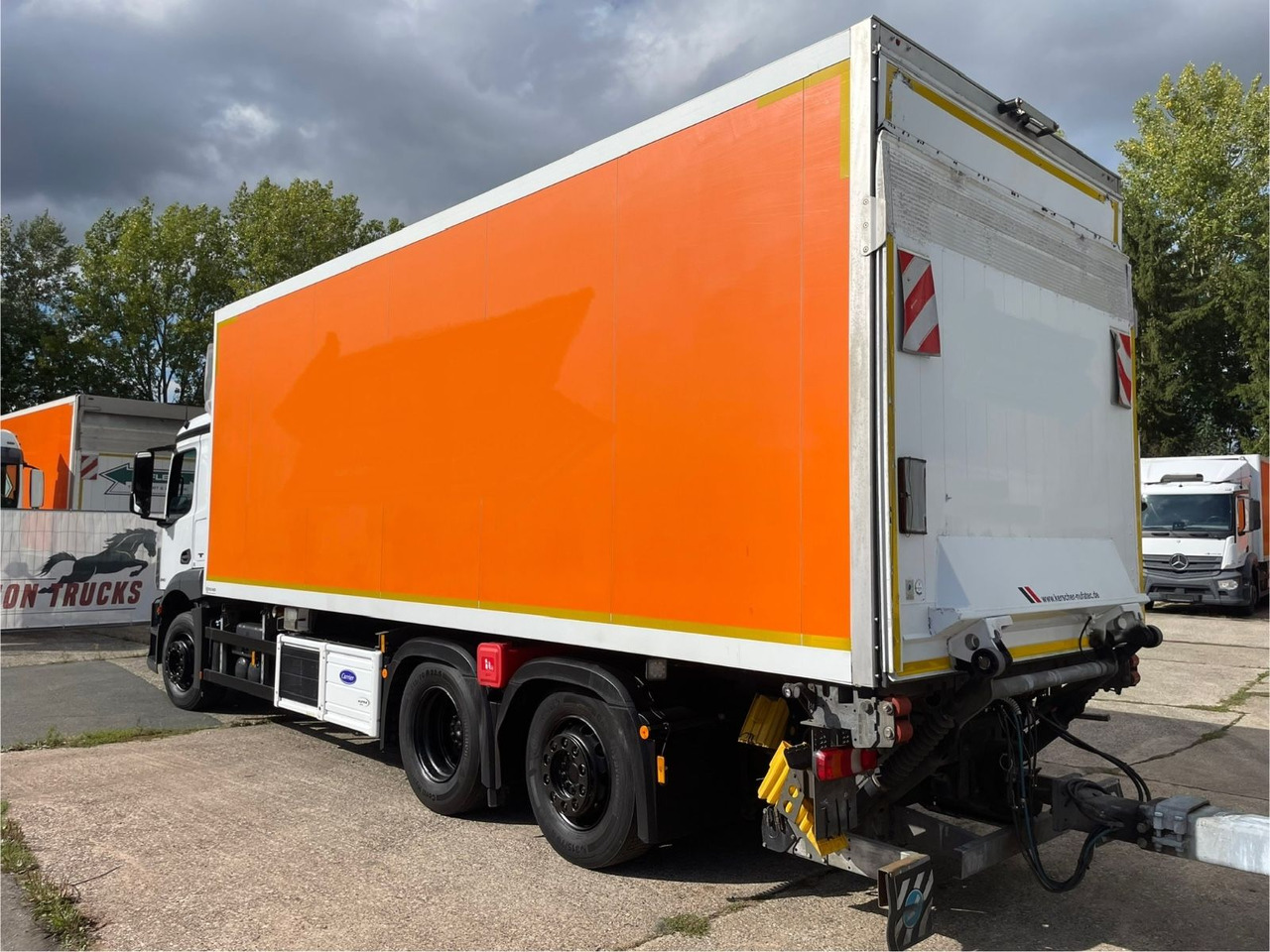Mercedes-Benz Antos 2543 6x2 Kühlkoffer/CARRIER/NLA/LBW/AC/EU6 - משאית קירור: תמונה 4 Mercedes-Benz Antos 2543 6x2 Kühlkoffer/CARRIER/NLA/LBW/AC/EU6 - משאית קירור: תמונה 4