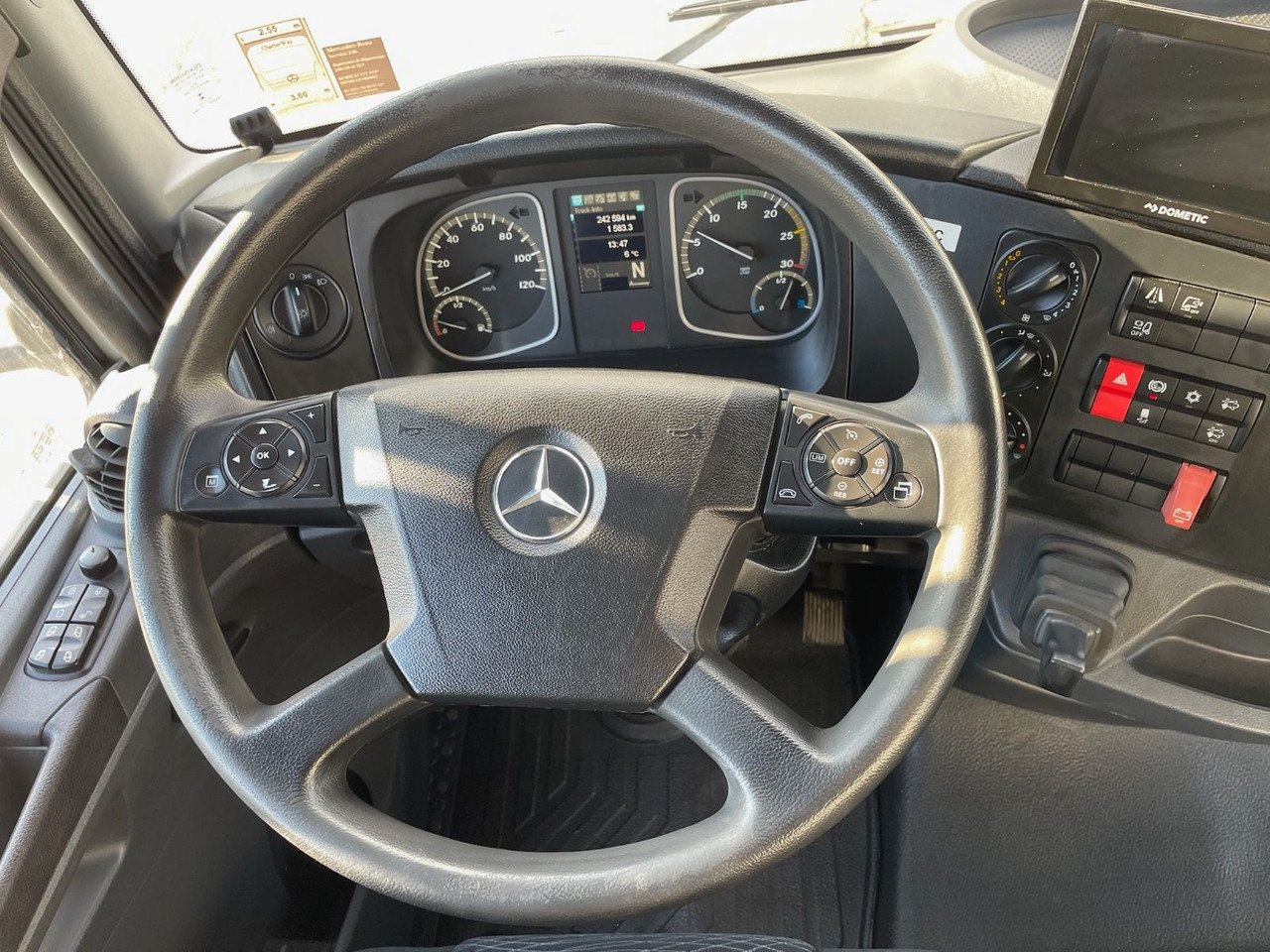 הַחכָּרָה Mercedes-Benz Atego 1218 4x2 Koffer/FULL-ADR/EXIII/LBW/AC/EU6d Mercedes-Benz Atego 1218 4x2 Koffer/FULL-ADR/EXIII/LBW/AC/EU6d: תמונה 15 הַחכָּרָה Mercedes-Benz Atego 1218 4x2 Koffer/FULL-ADR/EXIII/LBW/AC/EU6d Mercedes-Benz Atego 1218 4x2 Koffer/FULL-ADR/EXIII/LBW/AC/EU6d: תמונה 15
