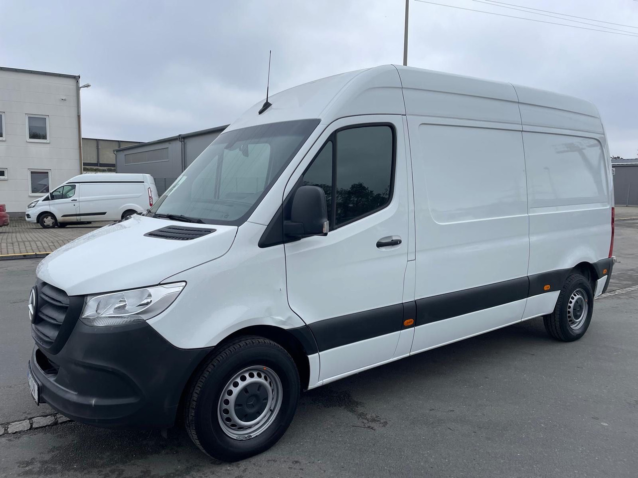 Mercedes-Benz eSprinter L2H2 Kastenwagen/47KW/AC/Kamera - כלי רכב מסחרי עם לוח, כלי רכב מסחרי חשמלי: תמונה 3 Mercedes-Benz eSprinter L2H2 Kastenwagen/47KW/AC/Kamera - כלי רכב מסחרי עם לוח, כלי רכב מסחרי חשמלי: תמונה 3