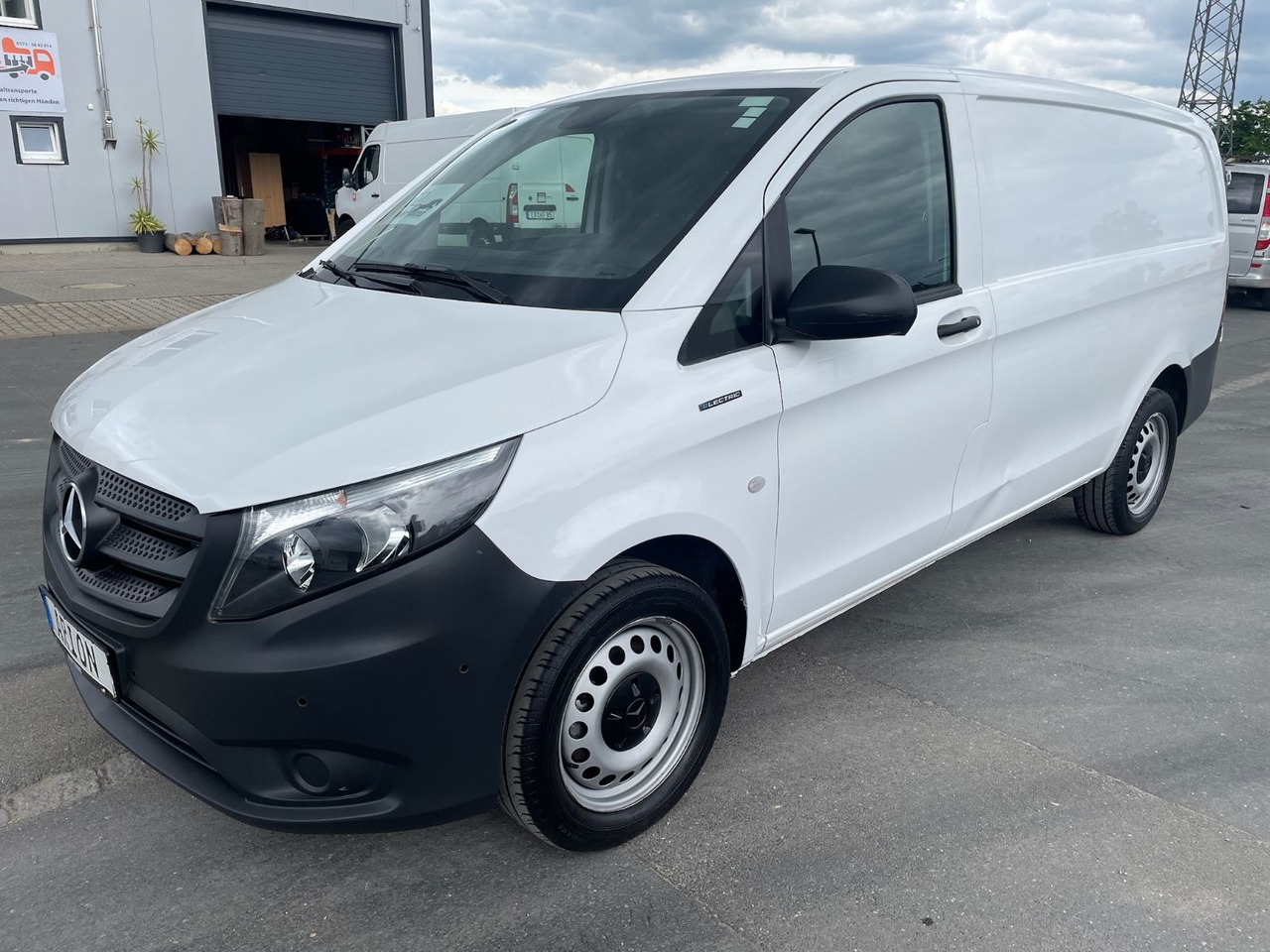 Mercedes-Benz eVito 111 Kastenwagen lang/Kamera/AC/70kW/3Sitze - כלי רכב מסחרי קטן, כלי רכב מסחרי חשמלי: תמונה 3 Mercedes-Benz eVito 111 Kastenwagen lang/Kamera/AC/70kW/3Sitze - כלי רכב מסחרי קטן, כלי רכב מסחרי חשמלי: תמונה 3