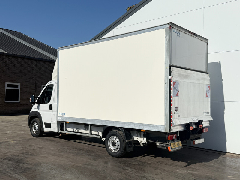 Fiat Ducato 2.3 MultiJet 140pk Laadklep Airco Camera Navigatie Bakwagen Koffer Meubelbak - כלי רכב מסחרי עם תיבה: תמונה 2 Fiat Ducato 2.3 MultiJet 140pk Laadklep Airco Camera Navigatie Bakwagen Koffer Meubelbak - כלי רכב מסחרי עם תיבה: תמונה 2