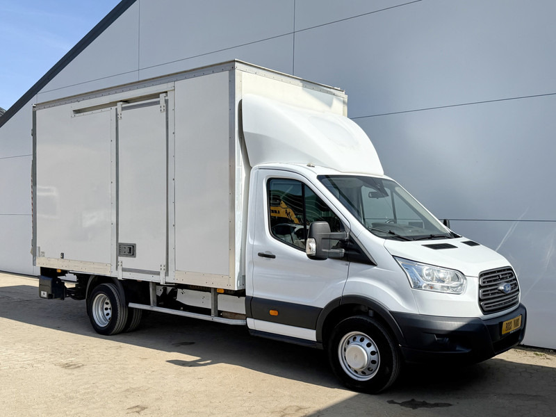 Ford Transit 170pk Laadklep Airco Cruise Control Dubbellucht Zijdeur Bakwagen Meubelbak Koffer - כלי רכב מסחרי עם תיבה: תמונה 4 Ford Transit 170pk Laadklep Airco Cruise Control Dubbellucht Zijdeur Bakwagen Meubelbak Koffer - כלי רכב מסחרי עם תיבה: תמונה 4