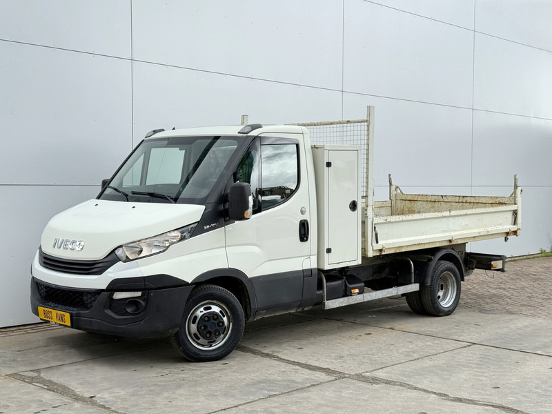 Iveco Daily 35C12 2.3 Kipper Dubbellucht 3.5t Trekhaak Airco Cruise Control Lucht geveerde stoel - כלי רכב מסחרי מזהיר: תמונה 2 Iveco Daily 35C12 2.3 Kipper Dubbellucht 3.5t Trekhaak Airco Cruise Control Lucht geveerde stoel - כלי רכב מסחרי מזהיר: תמונה 2