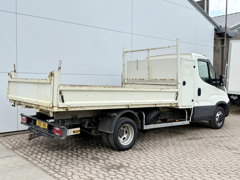 Iveco Daily 35C12 2.3 Kipper Dubbellucht 3.5t Trekhaak Airco Cruise Control Lucht geveerde stoel - כלי רכב מסחרי מזהיר: תמונה 4 Iveco Daily 35C12 2.3 Kipper Dubbellucht 3.5t Trekhaak Airco Cruise Control Lucht geveerde stoel - כלי רכב מסחרי מזהיר: תמונה 4