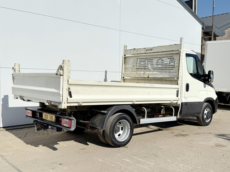 Iveco Daily 35C12 2.3 Kipper Dubbellucht Trekhaak Airco Cruise Control Lucht Geveerde Stoel - כלי רכב מסחרי מזהיר: תמונה 4 Iveco Daily 35C12 2.3 Kipper Dubbellucht Trekhaak Airco Cruise Control Lucht Geveerde Stoel - כלי רכב מסחרי מזהיר: תמונה 4