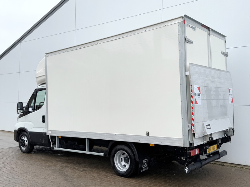 Iveco Daily 35C16 3.0L Laadklep Dubbellucht Climate Control Cruise Control Meubelbak Bakwagen Koffer - כלי רכב מסחרי עם תיבה: תמונה 2 Iveco Daily 35C16 3.0L Laadklep Dubbellucht Climate Control Cruise Control Meubelbak Bakwagen Koffer - כלי רכב מסחרי עם תיבה: תמונה 2