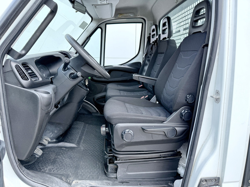 Iveco Daily 35S14 2.3 Open Laadbak Pritische Airco Cruise Control Lucht Geveerde Stoel - כלי רכב מסחרי במיטה שטוחה: תמונה 5 Iveco Daily 35S14 2.3 Open Laadbak Pritische Airco Cruise Control Lucht Geveerde Stoel - כלי רכב מסחרי במיטה שטוחה: תמונה 5