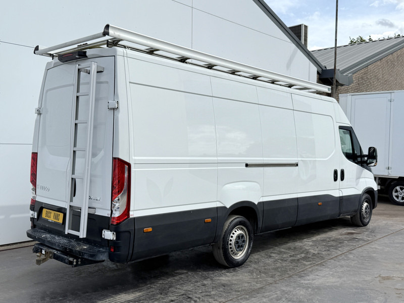 Iveco Daily 35S16 2.3 L4H2 Luchtvering Climate Control Cruise Control Camera Navigatie 3.5t Trekhaak Imperiaal - כלי רכב מסחרי עם לוח: תמונה 3 Iveco Daily 35S16 2.3 L4H2 Luchtvering Climate Control Cruise Control Camera Navigatie 3.5t Trekhaak Imperiaal - כלי רכב מסחרי עם לוח: תמונה 3