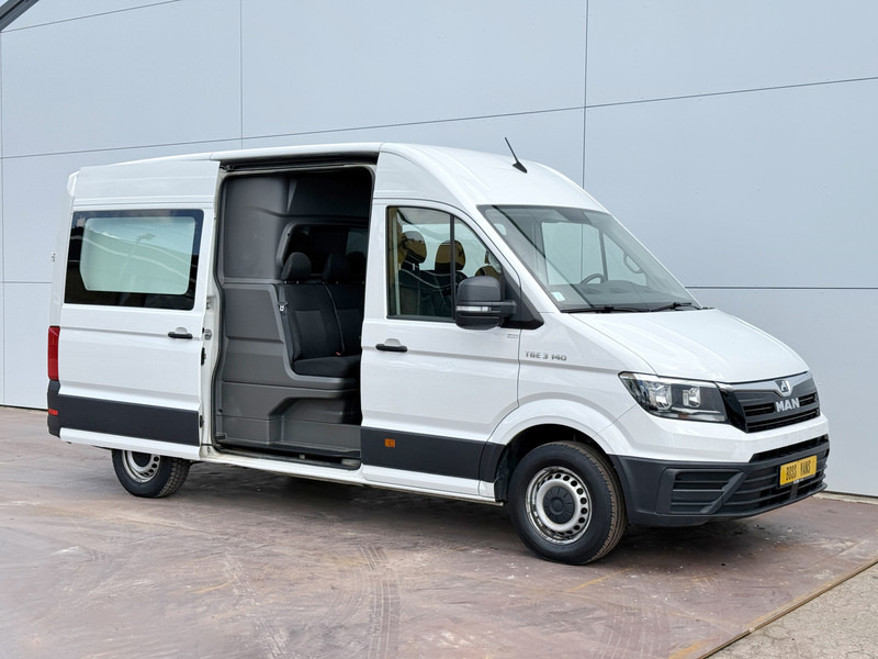 MAN TGE 3.140 2.0 TDI L3H3 Dubbele Cabine 7 Stoelen Airco Cruise Control Trekhaak Carplay Navigatie - כלי רכב מסחרי עם לוח, כלי רכב מסחרי קומבי: תמונה 5 MAN TGE 3.140 2.0 TDI L3H3 Dubbele Cabine 7 Stoelen Airco Cruise Control Trekhaak Carplay Navigatie - כלי רכב מסחרי עם לוח, כלי רכב מסחרי קומבי: תמונה 5