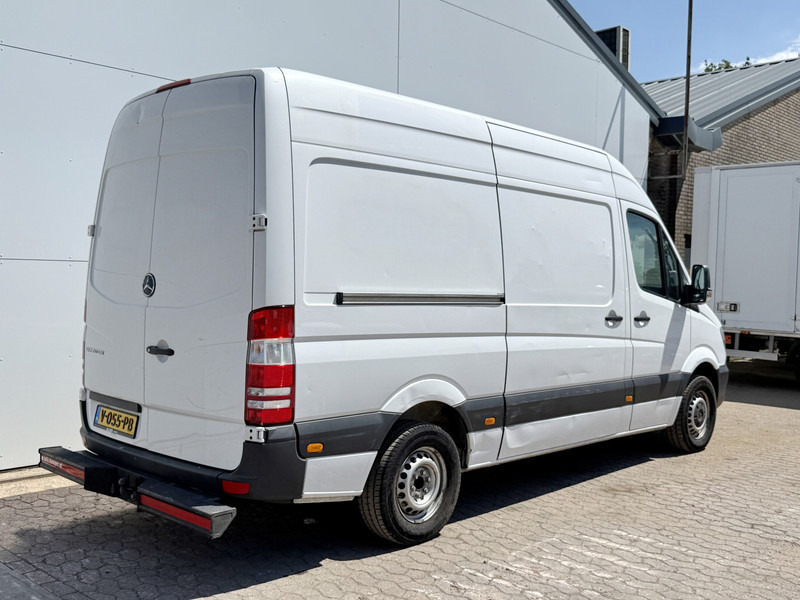 Mercedes-Benz Sprinter 211 2.2 CDI Automaat L2H2 Climate Control Trekhaak Navigatie - כלי רכב מסחרי קטן: תמונה 3 Mercedes-Benz Sprinter 211 2.2 CDI Automaat L2H2 Climate Control Trekhaak Navigatie - כלי רכב מסחרי קטן: תמונה 3