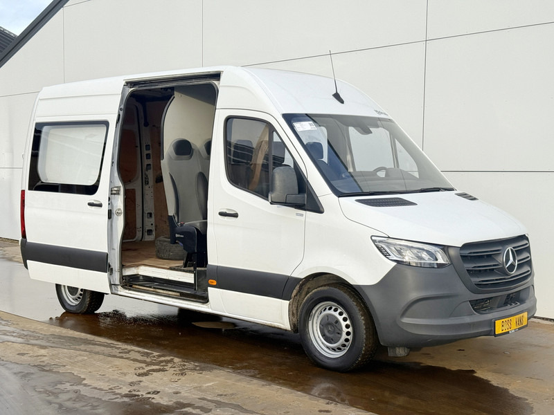 Mercedes-Benz Sprinter 314 2.2 CDI Automaat L2H2 LED Dubbele Cabine Cruise Control Climate Control Carplay Camera Trekhaak 7 Stoelen - כלי רכב מסחרי עם לוח, כלי רכב מסחרי קומבי: תמונה 5 Mercedes-Benz Sprinter 314 2.2 CDI Automaat L2H2 LED Dubbele Cabine Cruise Control Climate Control Carplay Camera Trekhaak 7 Stoelen - כלי רכב מסחרי עם לוח, כלי רכב מסחרי קומבי: תמונה 5