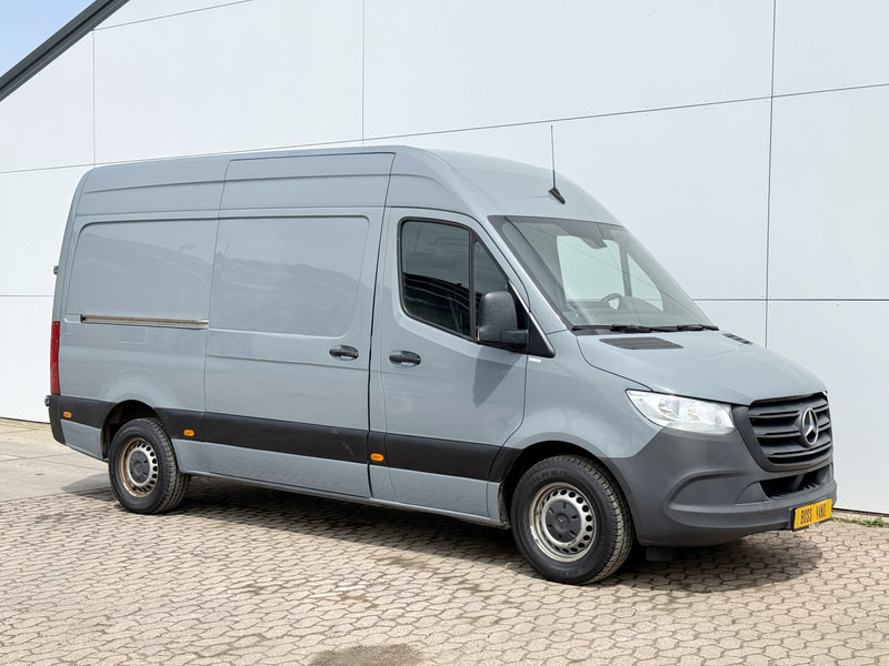 Mercedes-Benz Sprinter 315 1.9 CDI L2H2 Climate Control Cruise Control Carplay Camera RWD - כלי רכב מסחרי קטן: תמונה 4 Mercedes-Benz Sprinter 315 1.9 CDI L2H2 Climate Control Cruise Control Carplay Camera RWD - כלי רכב מסחרי קטן: תמונה 4