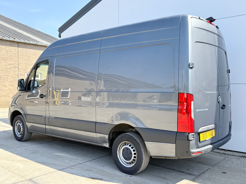 Mercedes-Benz Sprinter 319 1.9 CDI Automaat L2H2 Airco Cruise Control Lane Assist Camera Carplay Dodehoek waarschuwing Parkeersensoren voor achter - כלי רכב מסחרי עם לוח: תמונה 2 Mercedes-Benz Sprinter 319 1.9 CDI Automaat L2H2 Airco Cruise Control Lane Assist Camera Carplay Dodehoek waarschuwing Parkeersensoren voor achter - כלי רכב מסחרי עם לוח: תמונה 2