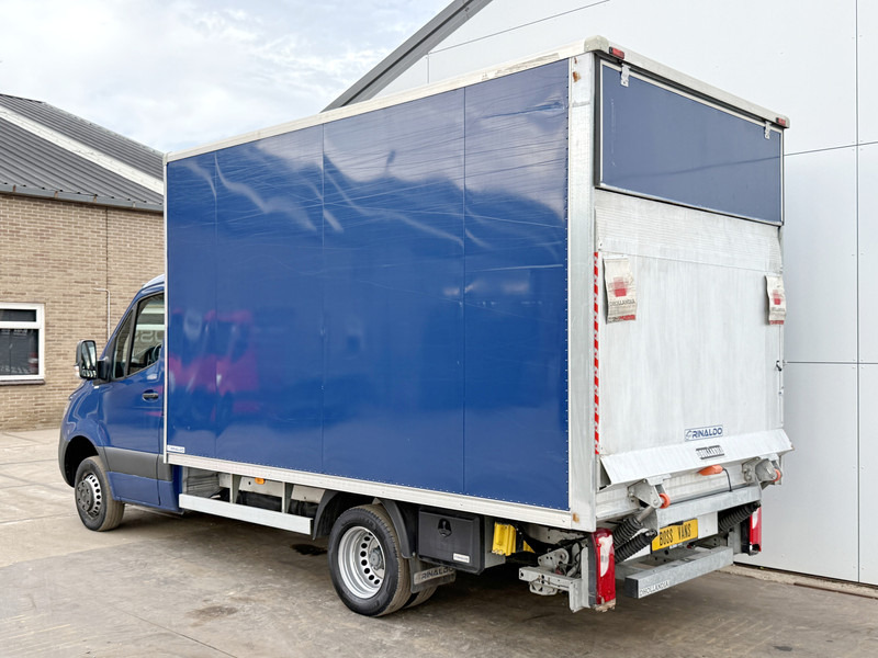 Mercedes-Benz Sprinter 417 1.9 CDI Laadklep 1000kg Dubbellucht Climate Control Carplay - כלי רכב מסחרי עם תיבה: תמונה 2 Mercedes-Benz Sprinter 417 1.9 CDI Laadklep 1000kg Dubbellucht Climate Control Carplay - כלי רכב מסחרי עם תיבה: תמונה 2