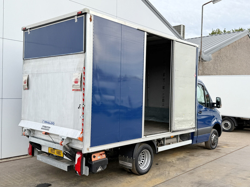 Mercedes-Benz Sprinter 417 1.9 CDI Laadklep 1000kg Dubbellucht Climate Control Carplay - כלי רכב מסחרי עם תיבה: תמונה 3 Mercedes-Benz Sprinter 417 1.9 CDI Laadklep 1000kg Dubbellucht Climate Control Carplay - כלי רכב מסחרי עם תיבה: תמונה 3