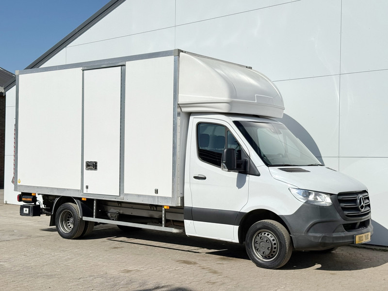 Mercedes-Benz Sprinter 514 2.2 CDI Dubbellucht Laadklep Airco Cruise Control Bakwagen Meubelbak Koffer - כלי רכב מסחרי עם תיבה: תמונה 4 Mercedes-Benz Sprinter 514 2.2 CDI Dubbellucht Laadklep Airco Cruise Control Bakwagen Meubelbak Koffer - כלי רכב מסחרי עם תיבה: תמונה 4