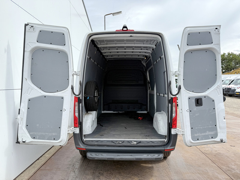 כלי רכב מסחרי עם לוח, כלי רכב מסחרי חשמלי Mercedes-Benz eSprinter 312 - Binnenkort verwacht! ALL-IN PRIJS L2H2 55kWh 168km WLTP 80kw Snelladen Climate Control Camera Stoelverwarming: תמונה 11 כלי רכב מסחרי עם לוח, כלי רכב מסחרי חשמלי Mercedes-Benz eSprinter 312 - Binnenkort verwacht! ALL-IN PRIJS L2H2 55kWh 168km WLTP 80kw Snelladen Climate Control Camera Stoelverwarming: תמונה 11