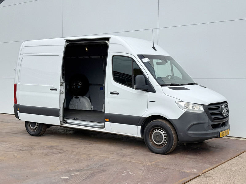 Mercedes-Benz eSprinter 312 L2H2 Elektrisch 41kWh 120km WLTP Climate Control Camera Stoelverwarming - כלי רכב מסחרי עם לוח, כלי רכב מסחרי חשמלי: תמונה 5 Mercedes-Benz eSprinter 312 L2H2 Elektrisch 41kWh 120km WLTP Climate Control Camera Stoelverwarming - כלי רכב מסחרי עם לוח, כלי רכב מסחרי חשמלי: תמונה 5
