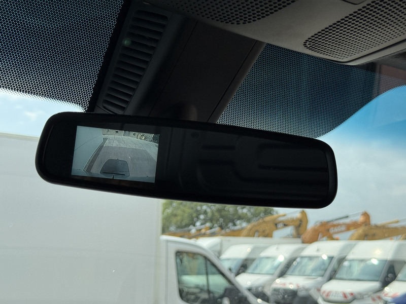 כלי רכב מסחרי עם לוח, כלי רכב מסחרי חשמלי Mercedes-Benz eSprinter 312 L2H2 Elektrisch 41kWh 135km WLTP Climate Control Camera Stoelverwarming: תמונה 17 כלי רכב מסחרי עם לוח, כלי רכב מסחרי חשמלי Mercedes-Benz eSprinter 312 L2H2 Elektrisch 41kWh 135km WLTP Climate Control Camera Stoelverwarming: תמונה 17