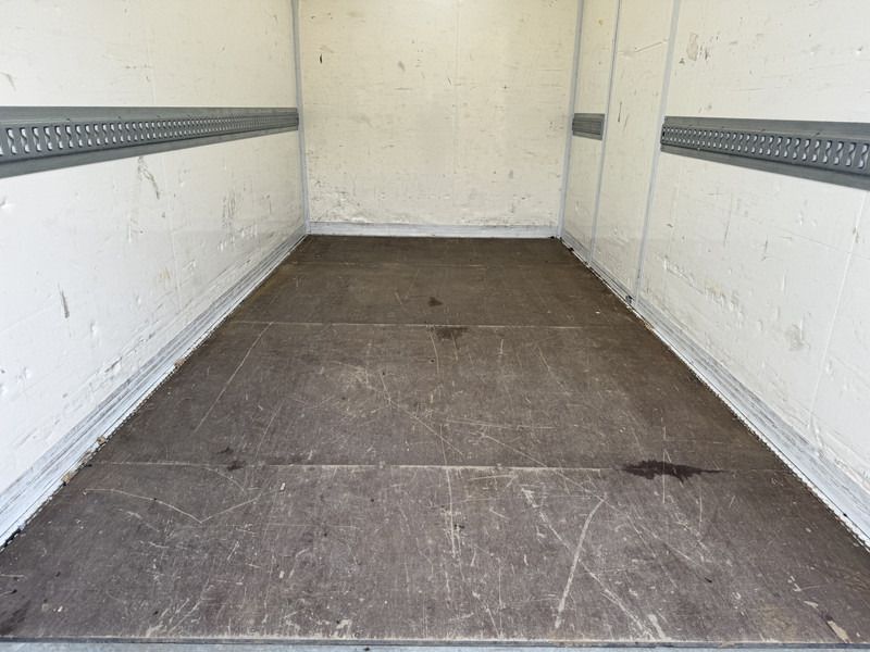 כלי רכב מסחרי עם תיבה Peugeot Boxer 2.2 HDI 165PK Laadklep LED Cruise Control Climate Control Carplay Camera Standkachel Koffer Bakwagen Meubelbak: תמונה 13 כלי רכב מסחרי עם תיבה Peugeot Boxer 2.2 HDI 165PK Laadklep LED Cruise Control Climate Control Carplay Camera Standkachel Koffer Bakwagen Meubelbak: תמונה 13