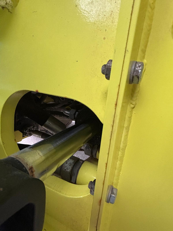רולר Ammann ARS130: תמונה 14