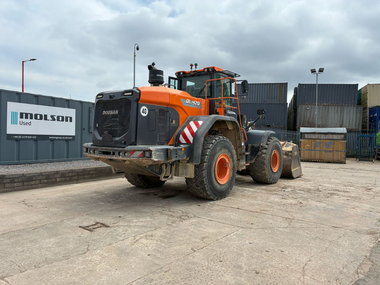 Doosan DL420 - מעמיס גלגלים: תמונה 5 Doosan DL420 - מעמיס גלגלים: תמונה 5