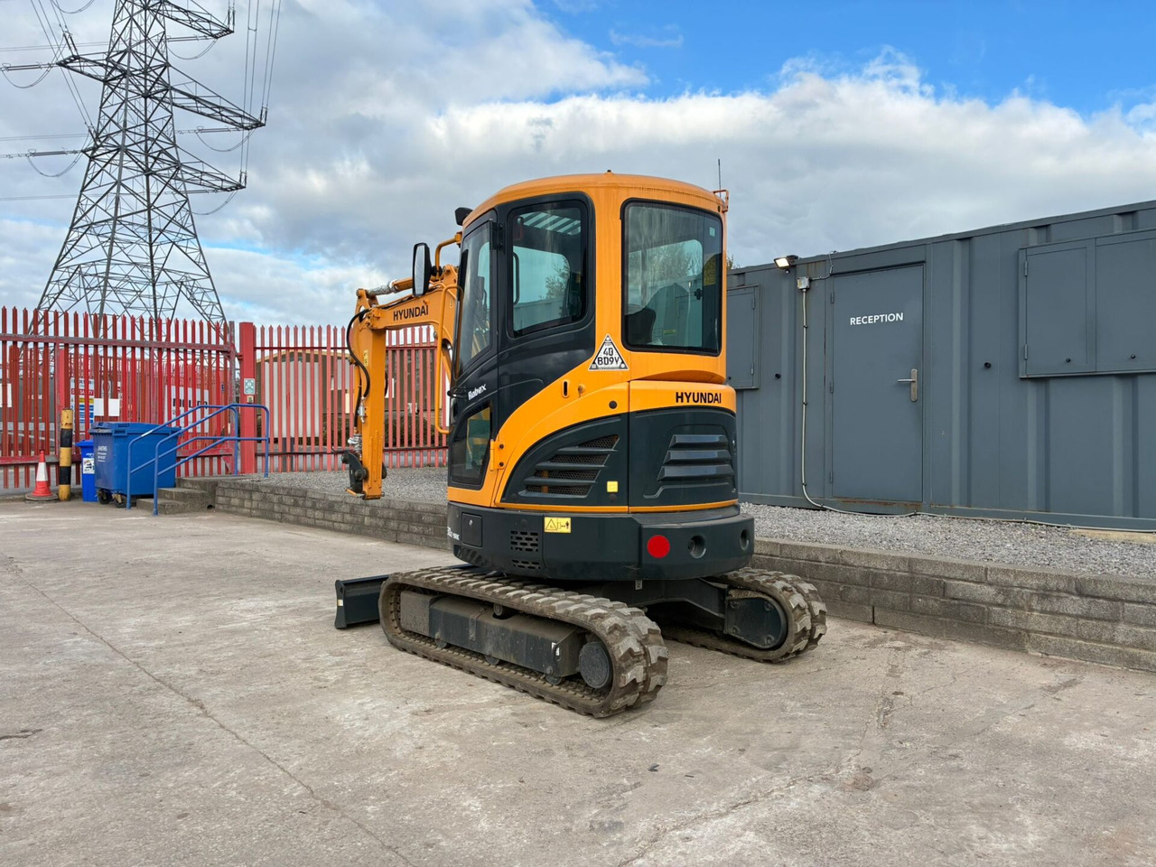 Hyundai R30Z-9AK - מיני מחפר: תמונה 3 Hyundai R30Z-9AK - מיני מחפר: תמונה 3