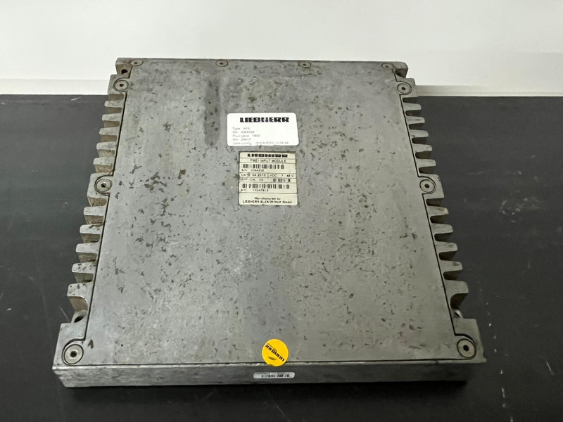 Liebherr Control PME1 input module - ECU: תמונה 1 Liebherr Control PME1 input module - ECU: תמונה 1