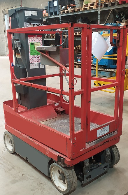 SKYJACK SJ16 - מעלית תורן אנכית: תמונה 1 SKYJACK SJ16 - מעלית תורן אנכית: תמונה 1