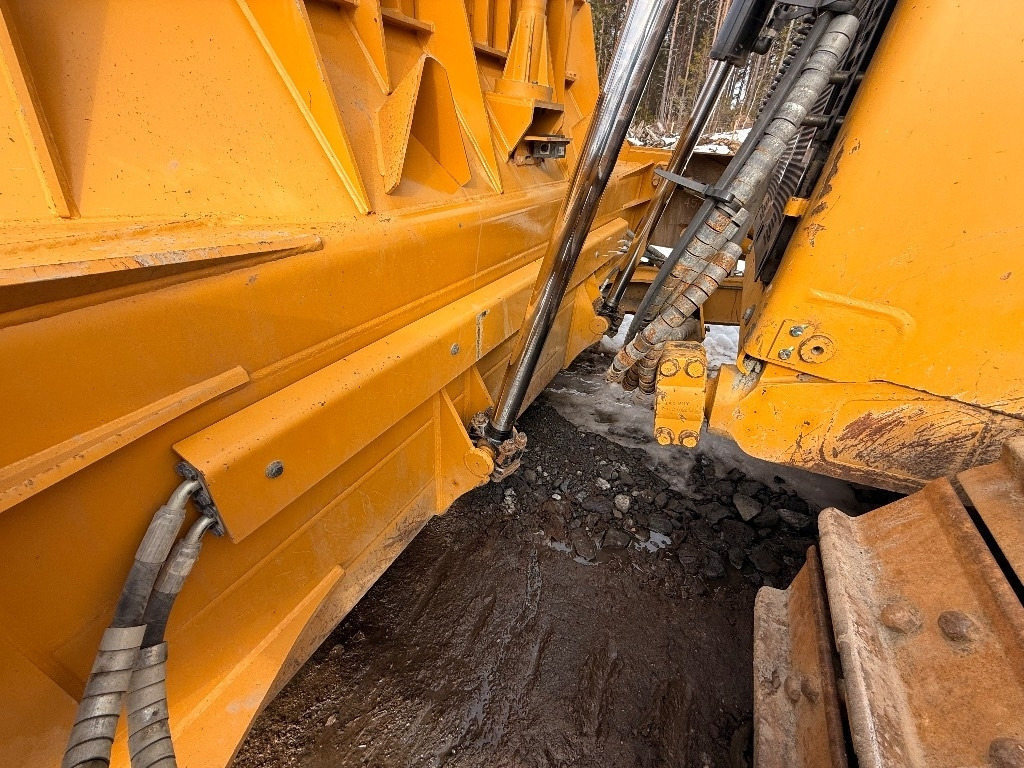 דחפור CAT D8T: תמונה 20