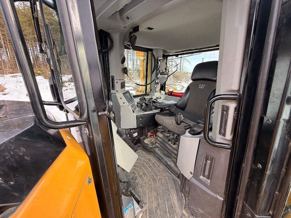 דחפור CAT D8T: תמונה 25