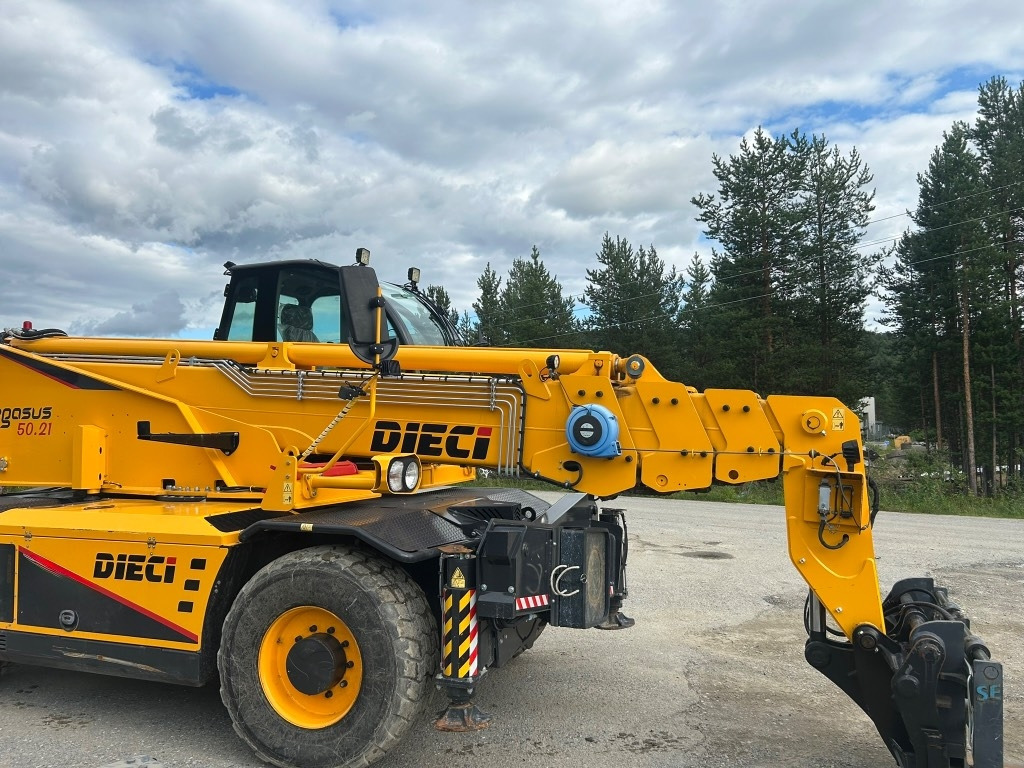 Dieci PEGASUS 5.21 - מפעיל טלסקופי: תמונה 1 Dieci PEGASUS 5.21 - מפעיל טלסקופי: תמונה 1