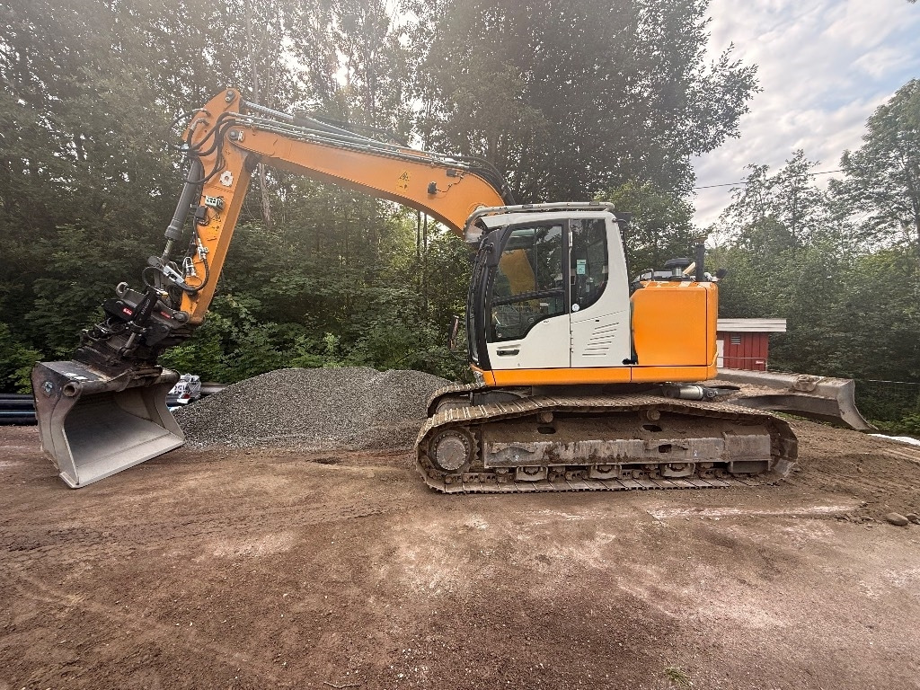 Liebherr R920 Compact LC - מחפר סורק: תמונה 1 Liebherr R920 Compact LC - מחפר סורק: תמונה 1
