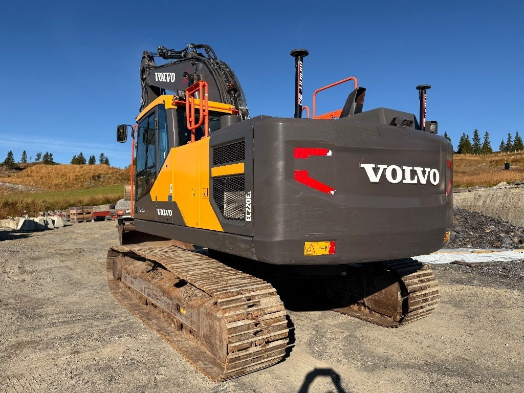 Volvo EC220EL - מחפר סורק: תמונה 1 Volvo EC220EL - מחפר סורק: תמונה 1