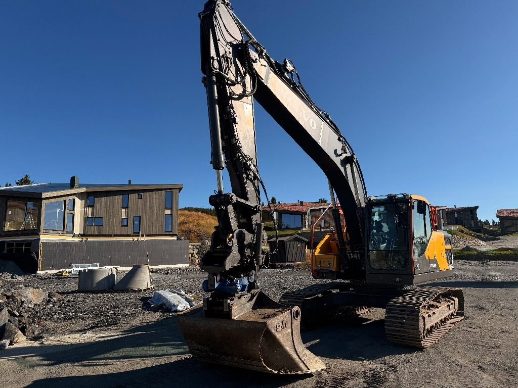 Volvo EC220EL - מחפר סורק: תמונה 5 Volvo EC220EL - מחפר סורק: תמונה 5