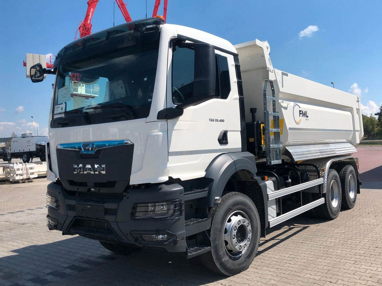 MAN TGS 33.400 6X4 EURO2 FML KIPPER 17,5M3 - מזהיר: תמונה 2 MAN TGS 33.400 6X4 EURO2 FML KIPPER 17,5M3 - מזהיר: תמונה 2
