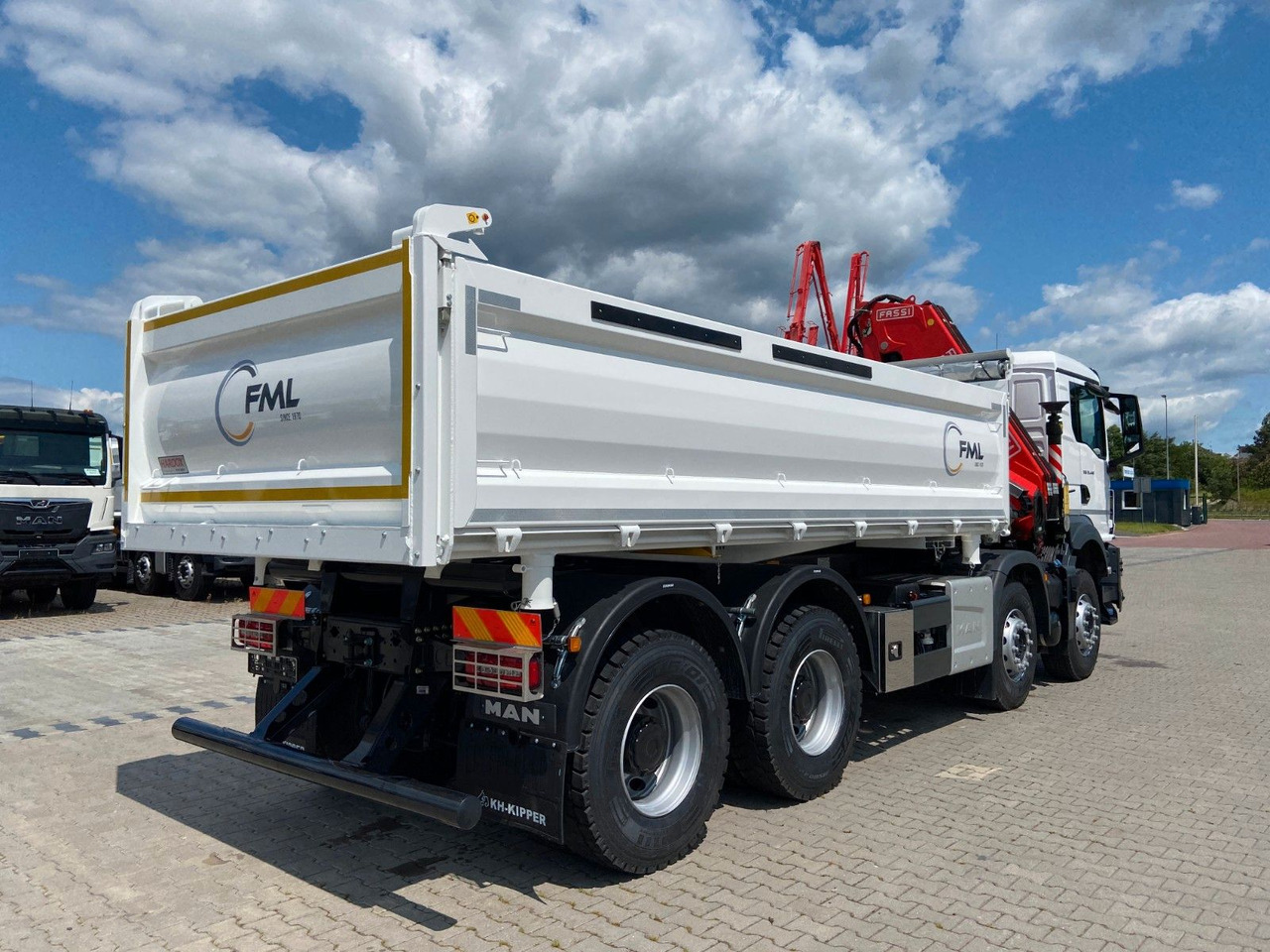 MAN TGS 35.440 DREISEITENKIPPER MIT FASSI F275.026 - מזהיר, משאית מנוף: תמונה 5 MAN TGS 35.440 DREISEITENKIPPER MIT FASSI F275.026 - מזהיר, משאית מנוף: תמונה 5