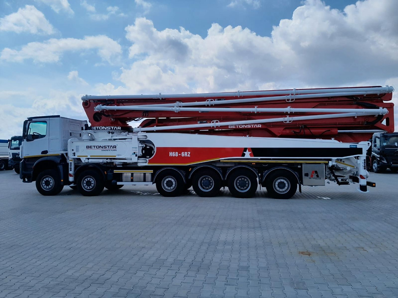 Mercedes-Benz AROCS 4451 BETONSTAR H68.20-6RZ - משאית משאבת בטון: תמונה 5 Mercedes-Benz AROCS 4451 BETONSTAR H68.20-6RZ - משאית משאבת בטון: תמונה 5