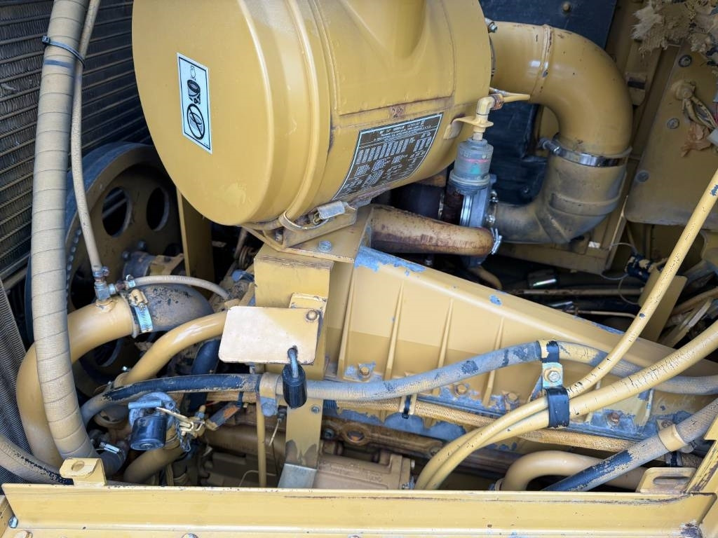 הַחכָּרָה CAT D7R XR CE / LOW HOURS / TOP CONDITION CAT D7R XR CE / LOW HOURS / TOP CONDITION: תמונה 18 הַחכָּרָה CAT D7R XR CE / LOW HOURS / TOP CONDITION CAT D7R XR CE / LOW HOURS / TOP CONDITION: תמונה 18