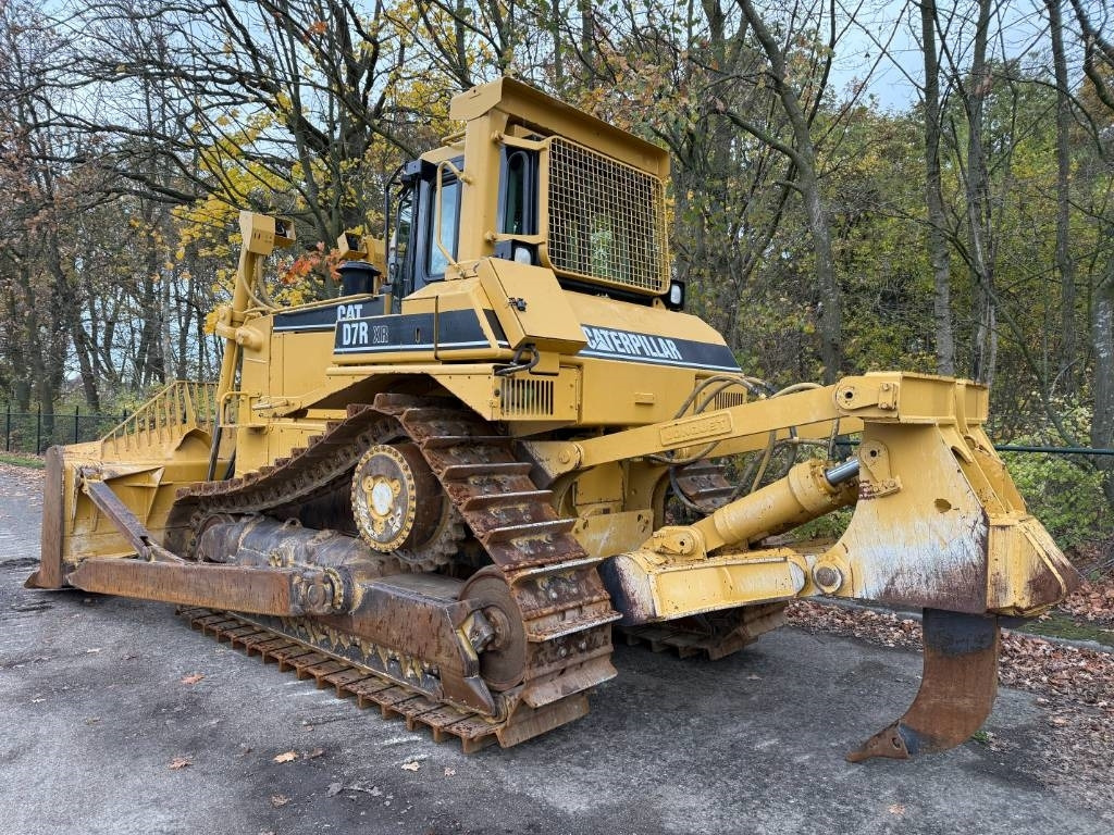 CAT D7R XR CE / LOW HOURS / TOP CONDITION - דחפור: תמונה 3 CAT D7R XR CE / LOW HOURS / TOP CONDITION - דחפור: תמונה 3