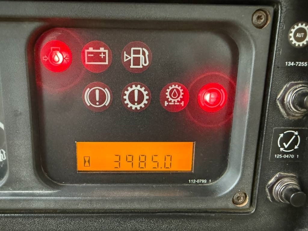 הַחכָּרָה CAT D7R XR CE / LOW HOURS / TOP CONDITION CAT D7R XR CE / LOW HOURS / TOP CONDITION: תמונה 13 הַחכָּרָה CAT D7R XR CE / LOW HOURS / TOP CONDITION CAT D7R XR CE / LOW HOURS / TOP CONDITION: תמונה 13