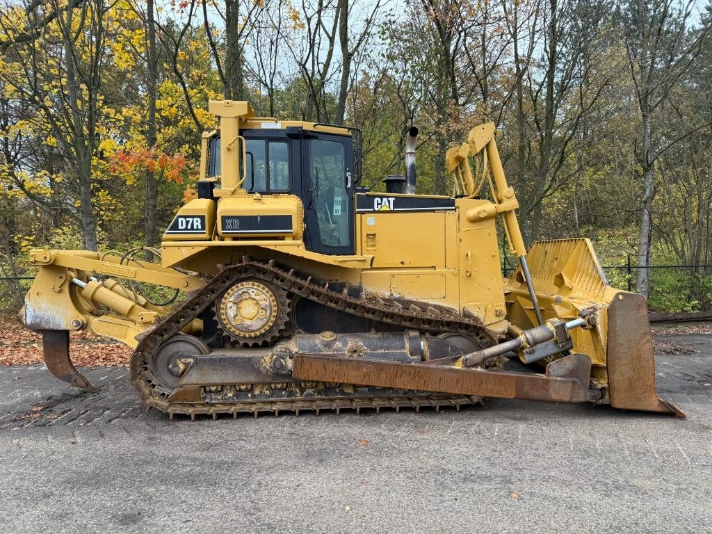 CAT D7R XR CE / LOW HOURS / TOP CONDITION - דחפור: תמונה 5 CAT D7R XR CE / LOW HOURS / TOP CONDITION - דחפור: תמונה 5