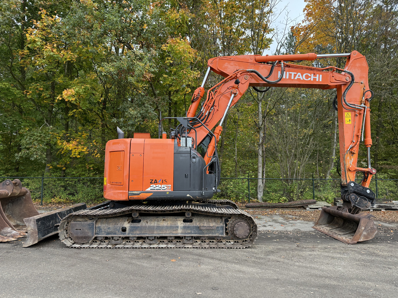 Hitachi ZX225USLC-6 - מחפר סורק: תמונה 5 Hitachi ZX225USLC-6 - מחפר סורק: תמונה 5