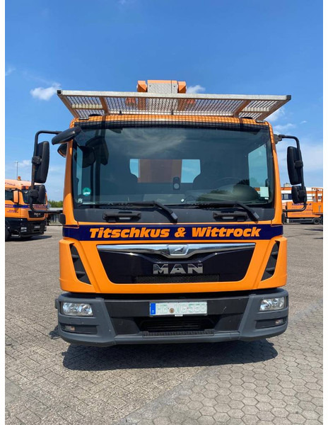 Palfinger P 300 - פלטפורמה אווירית מותקנת על משאית: תמונה 2 Palfinger P 300 - פלטפורמה אווירית מותקנת על משאית: תמונה 2
