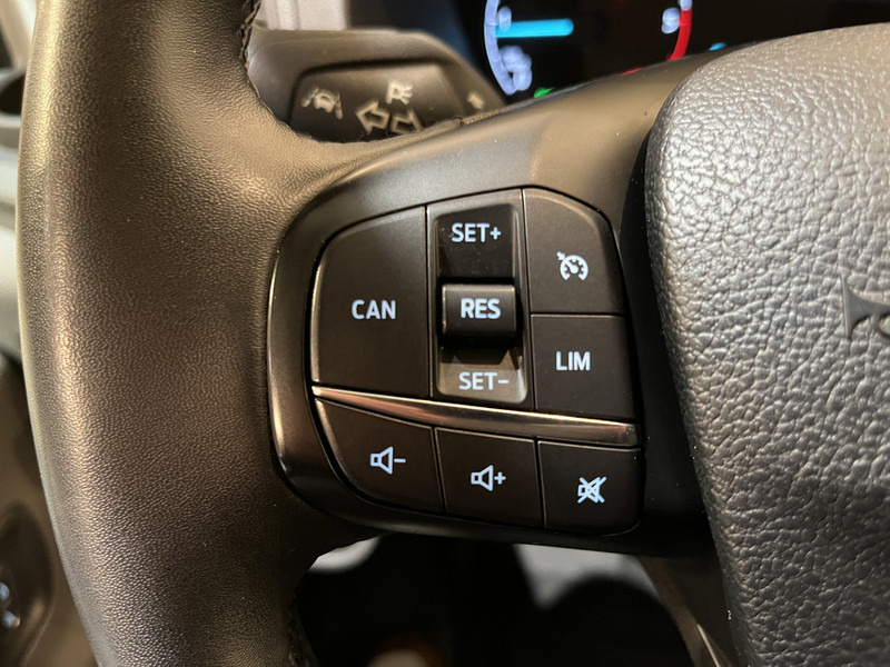 כלי רכב מסחרי עם תיבה Ford Transit 2.0 TDCI L4 Trend RWD 130 PK Bakwagen / Sörensen Laadklep / Meubelbak / Euro 6 / Airco / Cruise Control / 3-Zits / 30.200 KM !!: תמונה 12