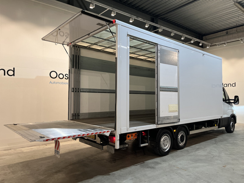 Iveco Daily 35S18 3.0 BE Clixtar Automaat Bakwagen met Laadklep / Laadvermogen 3.060 KG / Euro 6 / Luchtvering / Airco / Camera / CarPlay / Cruise Control / - כלי רכב מסחרי עם תיבה: תמונה 3 Iveco Daily 35S18 3.0 BE Clixtar Automaat Bakwagen met Laadklep / Laadvermogen 3.060 KG / Euro 6 / Luchtvering / Airco / Camera / CarPlay / Cruise Control / - כלי רכב מסחרי עם תיבה: תמונה 3