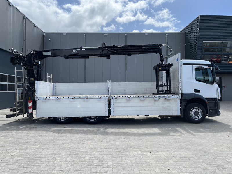 Mercedes-Benz ANTOS 2546 6X2 Bouwstoffenauto / Open laadbak vv KRAAN MKG HLK 221-3 met Palletklem - משאית צד נופל/ שטוחה, משאית מנוף: תמונה 3 Mercedes-Benz ANTOS 2546 6X2 Bouwstoffenauto / Open laadbak vv KRAAN MKG HLK 221-3 met Palletklem - משאית צד נופל/ שטוחה, משאית מנוף: תמונה 3